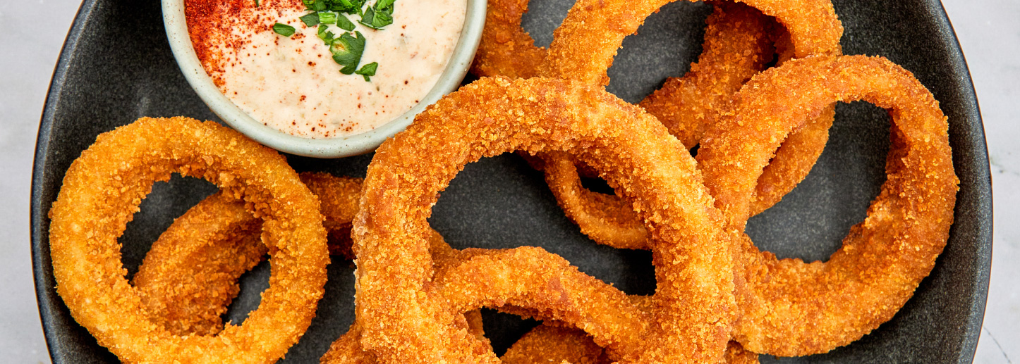 Blooming Onion Dip with Crispy Onion Rings Cavendish Farms