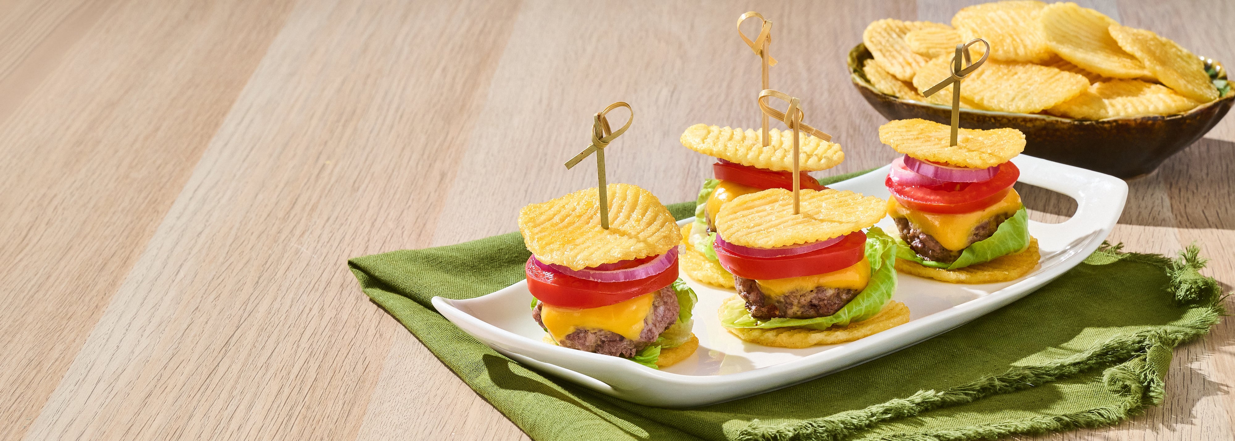 Quick &amp; Easy Crinkle Chip Sliders Recipe | Cavendish Farms