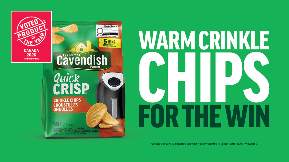 Bag of Cavendish Farms Quick Crisp crinkle chips with air fryer beside bold text saying Warm Crinkle Chips for the Win.