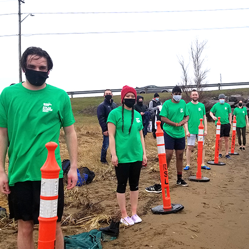 Geler pour une bonne cause : baignade polaire